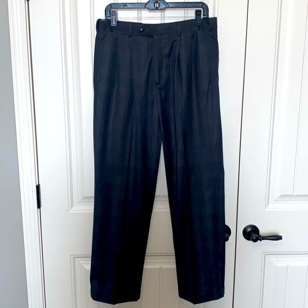 Men’s Roundtree & Yorke Dress Pants